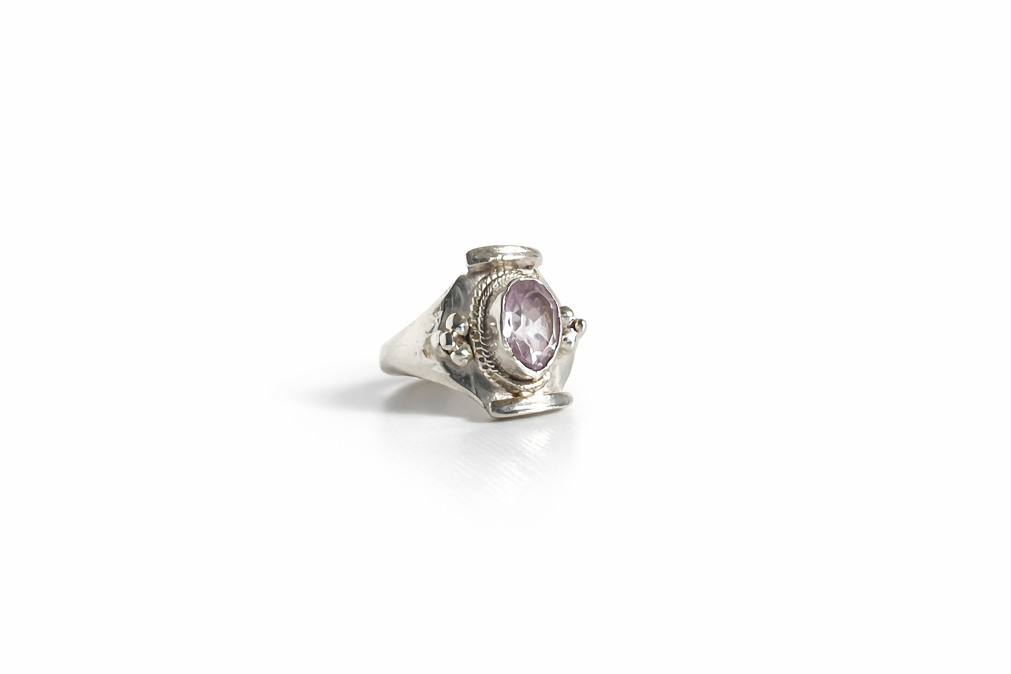Harborlight Amethyst Ring
